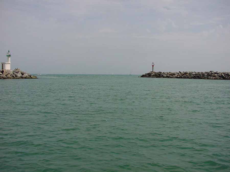 Entrée des ports